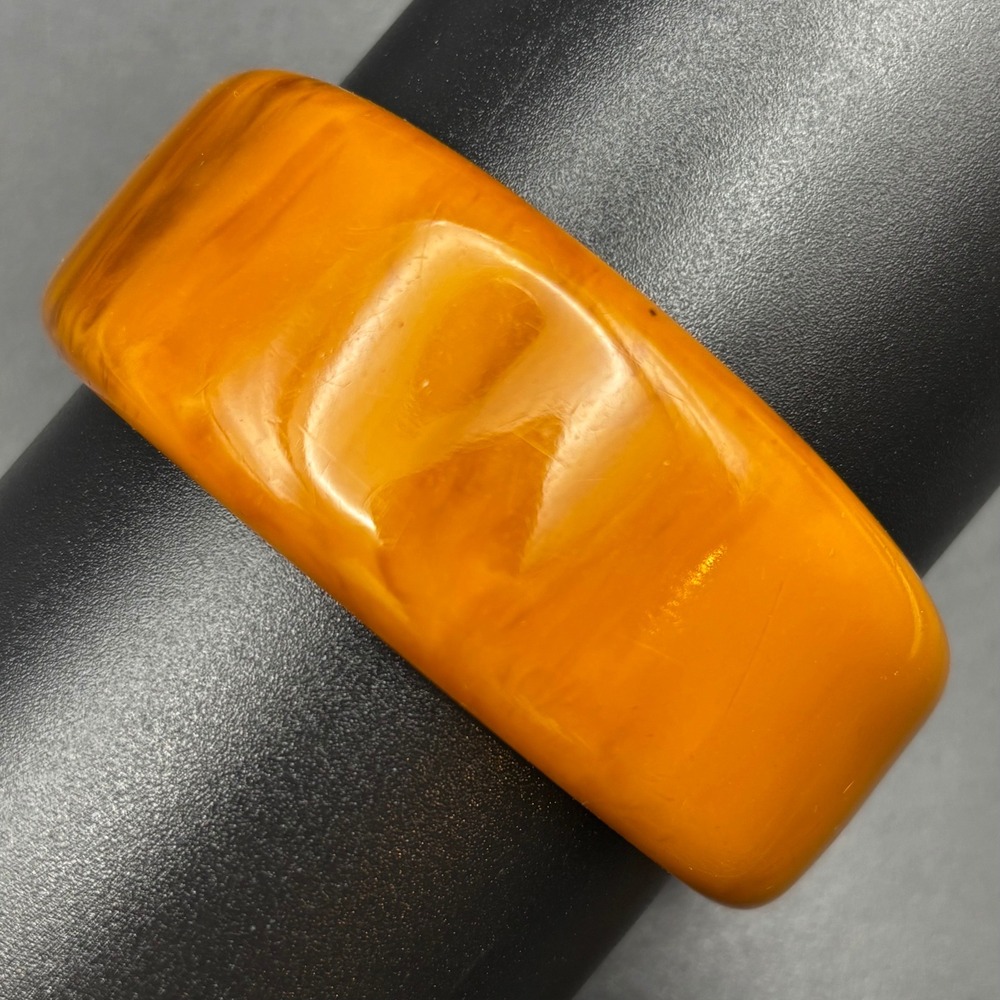 Vintage Bakelite Bangle Bracelet Butterscotch Marbled Chunky Wide Size 8
